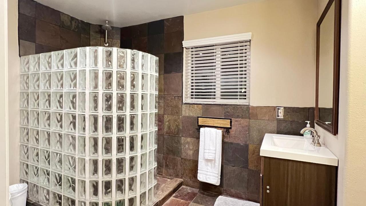 Sweet Spacious 5 Bdrm Home With Pool Las Vegas Zewnętrze zdjęcie